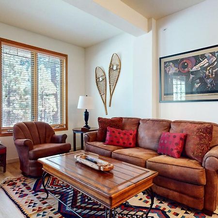 Mammoth Green 118 Located On Sierra Star Golf Course, Private Patio, Summer Pool Condo Mammoth Lakes Bagian luar foto