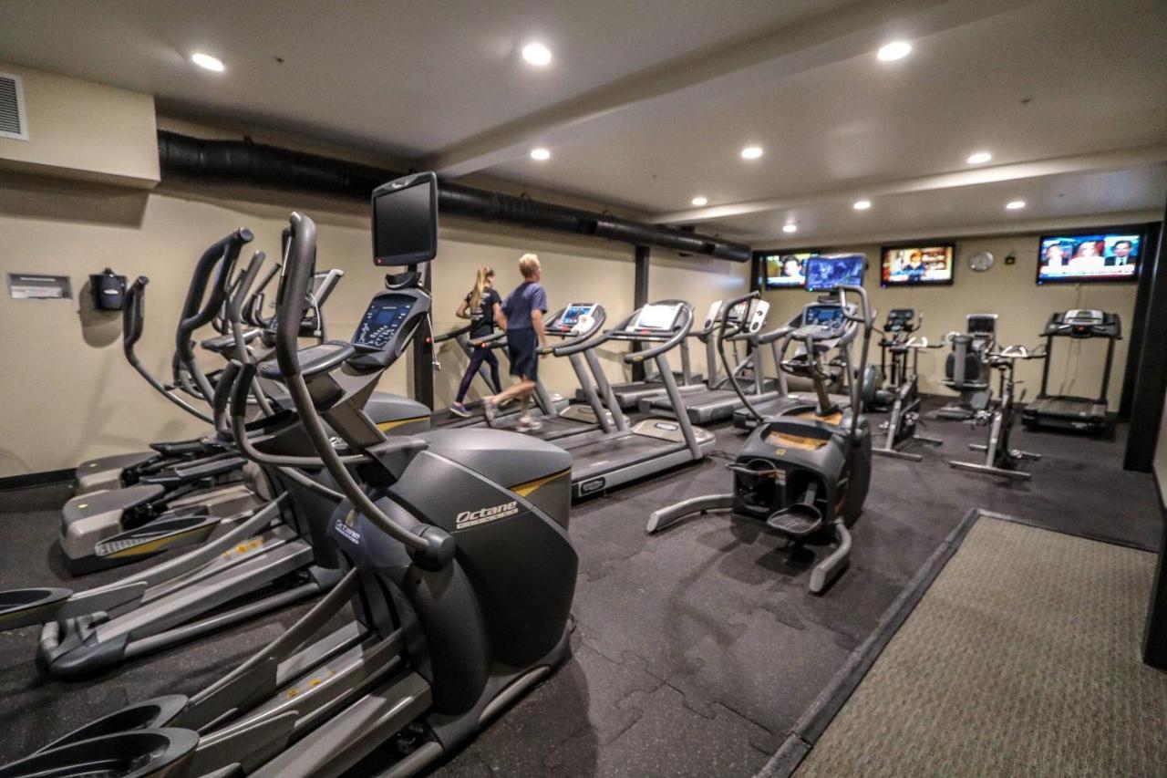 Mammoth Green 118 Located On Sierra Star Golf Course, Private Patio, Summer Pool Condo Mammoth Lakes Bagian luar foto