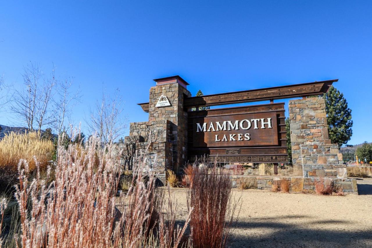 Mammoth Green 118 Located On Sierra Star Golf Course, Private Patio, Summer Pool Condo Mammoth Lakes Bagian luar foto